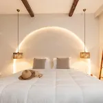 Paridian Elegant Living