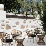 Paridian Elegant Living *