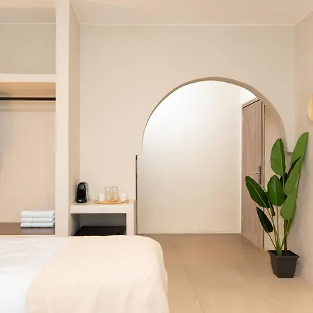 Paridian Elegant Living Hotel