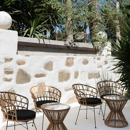 Paridian Elegant Living *