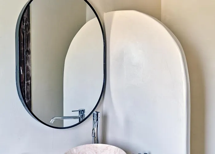 Paridian Elegant Living *