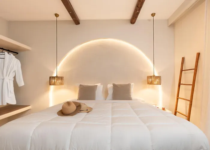 Paridian Elegant Living