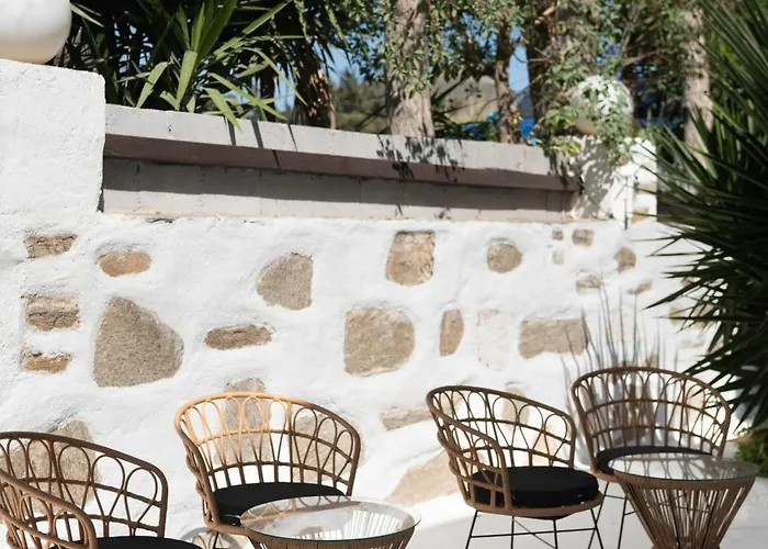 Paridian Elegant Living *