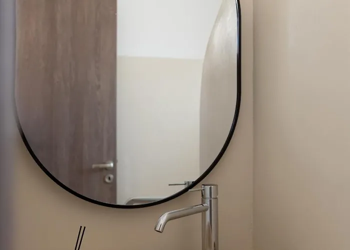 Paridian Elegant Living Hotel *